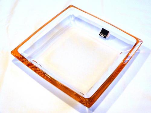 Miska hranatá Corner sklenená Leonardo oranžový pruh 20 x 20 cm