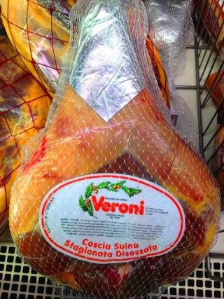 PROSCIUTTO CRUDO Veroni sušená šunka 5 - 6 mesiacov chladená 7kg